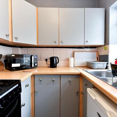 Pass The Keys Perfectly Located 3 Bed Home Close To The City Кардиф Екстериор снимка