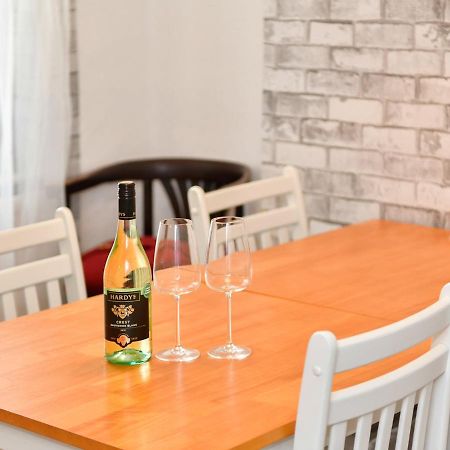 Pass The Keys Perfectly Located 3 Bed Home Close To The City Кардиф Екстериор снимка